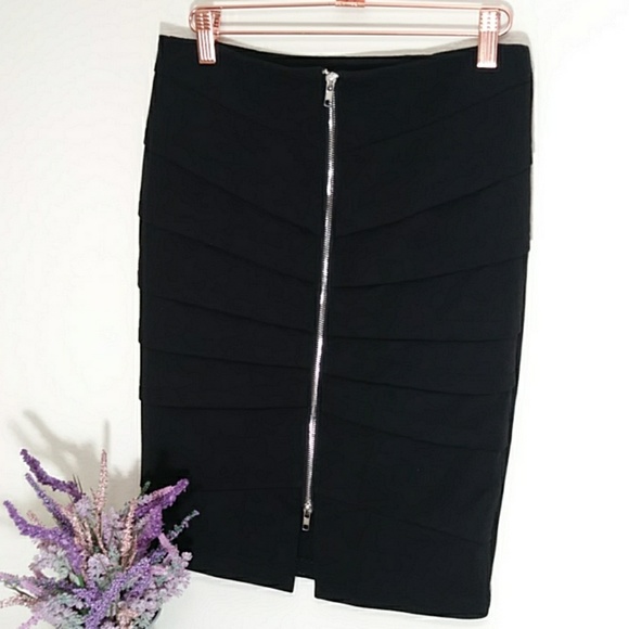 Love Culture Dresses & Skirts - Love Culture Zipper Pencil Skirt Black Career